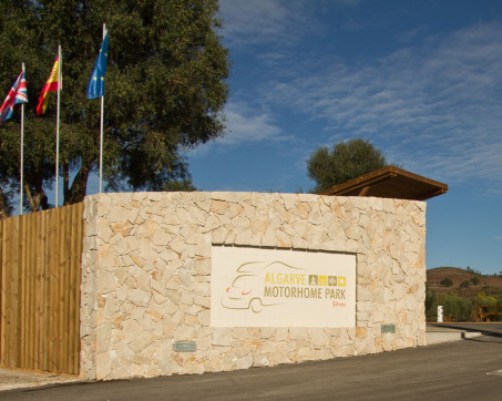 Silves Entrée drapeaux_preview.jpg